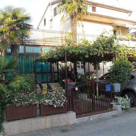 Marija Rooms & Apartments Умаг Екстер'єр фото